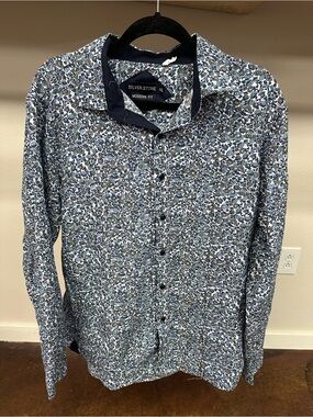 Silver Stone Men's Blue Floral Casual Button-Down Shirt